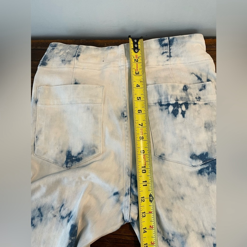 Veronica Beard, sz 25/0, Kallie Straight High Rise light wash tie dye crop jeans - Picture 9 of 12